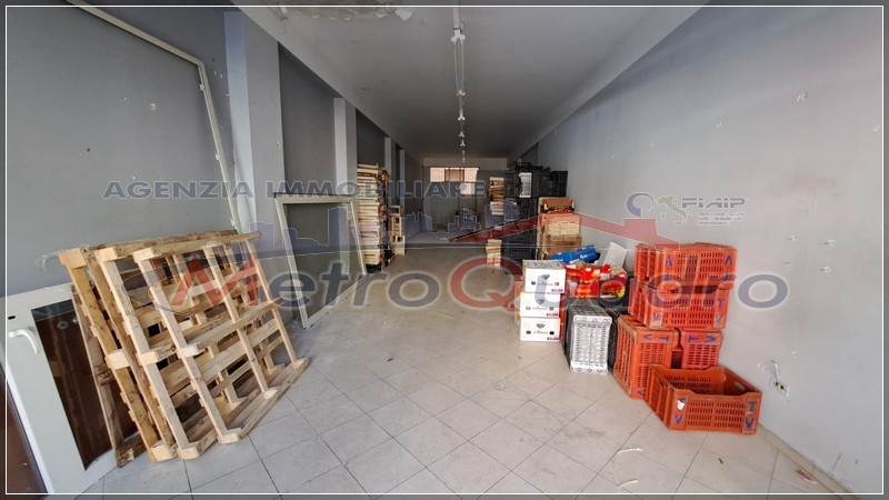 locale commerciale in affitto a Canicattì