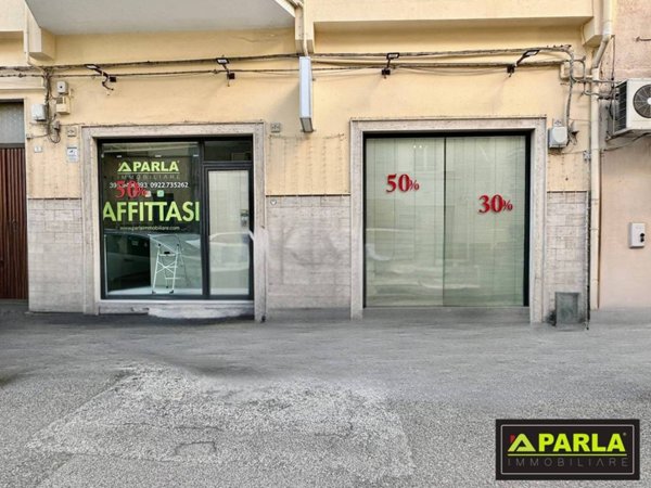 negozio in affitto a Canicattì