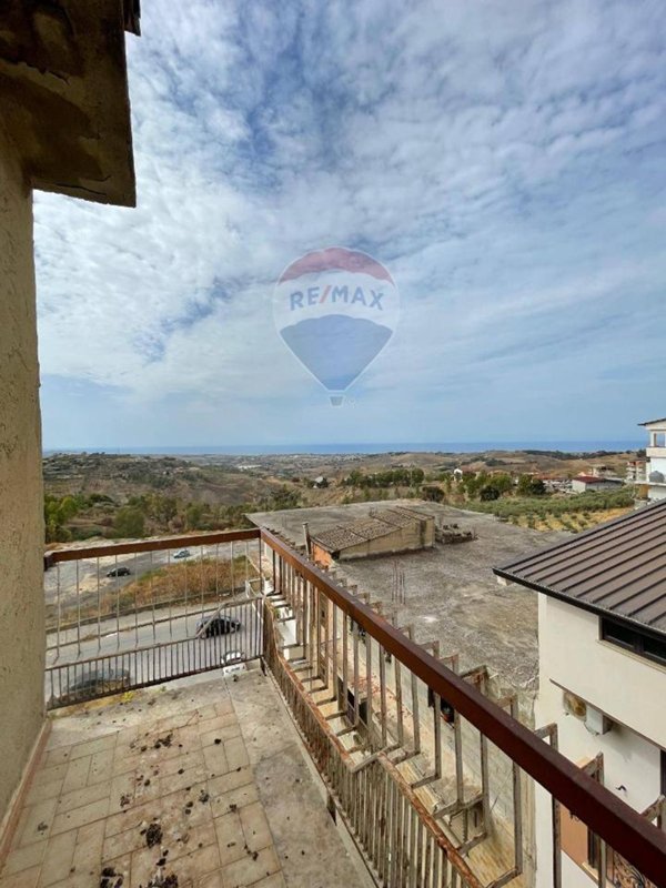 appartamento in affitto a Favara