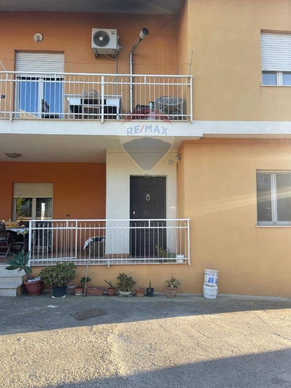 appartamento in affitto a Favara