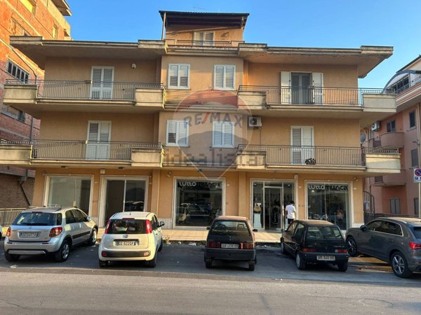 locale di sgombero in affitto a Favara