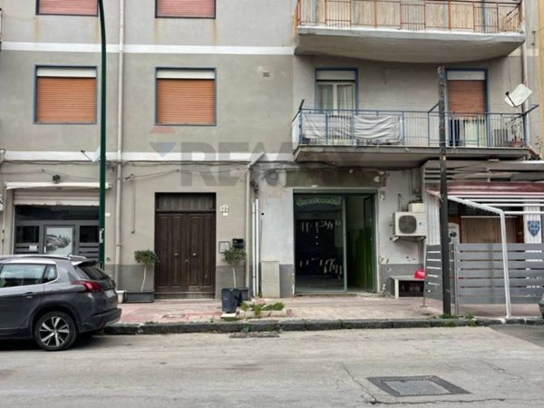 negozio in affitto a Favara