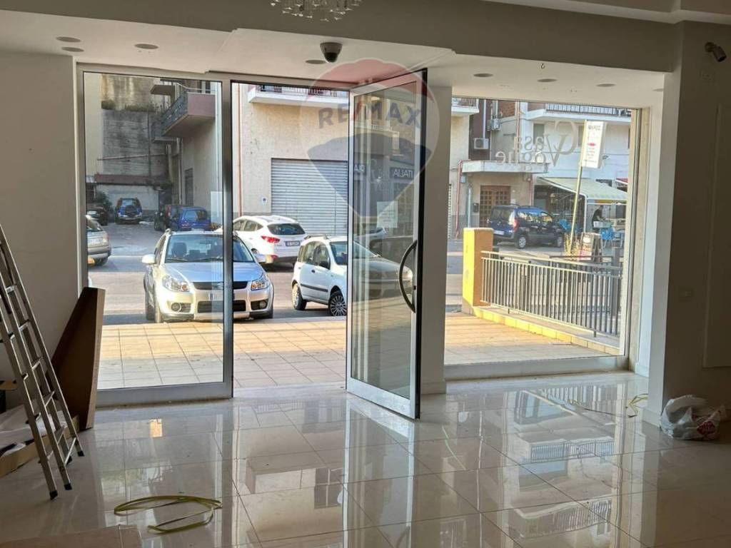 negozio in affitto a Favara