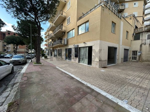 locale di sgombero in affitto a Favara