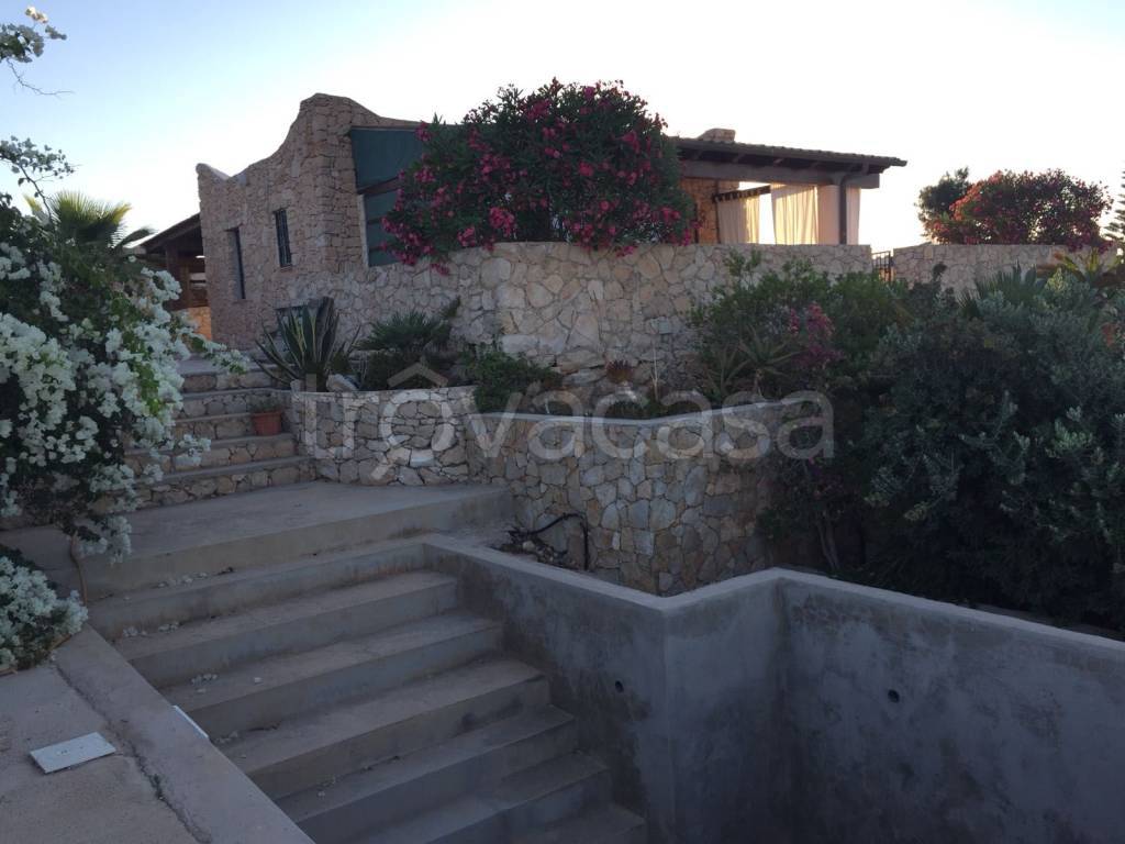 casa indipendente in affitto a Lampedusa e Linosa