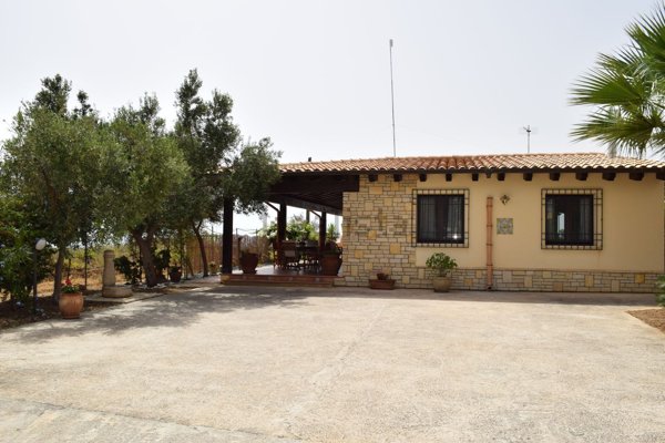 appartamento in affitto a Menfi in zona Porto Palo