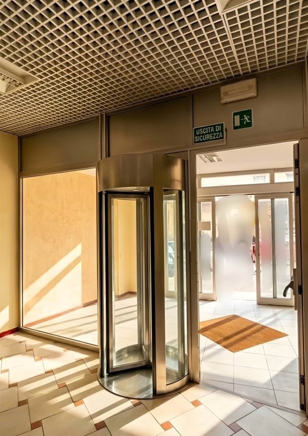 locale commerciale in affitto a Porto Empedocle