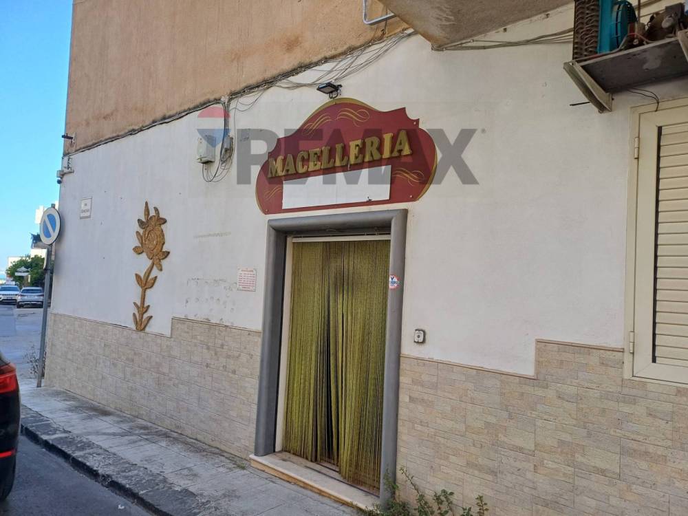negozio in affitto a Porto Empedocle