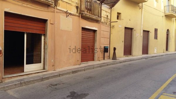 locale commerciale in affitto a Sciacca in zona Centro Città
