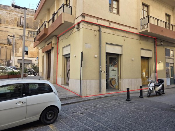 negozio in affitto a Sciacca in zona Centro Città