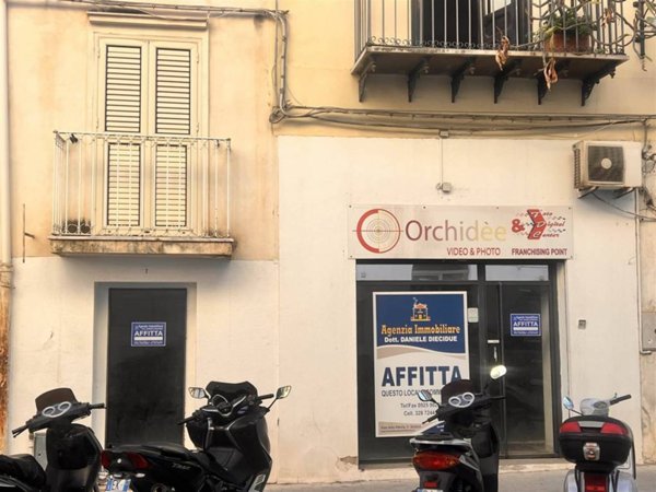 negozio in affitto a Sciacca in zona Centro Città