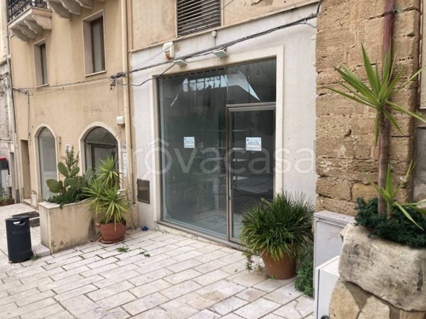 negozio in affitto a Sciacca in zona Centro Città