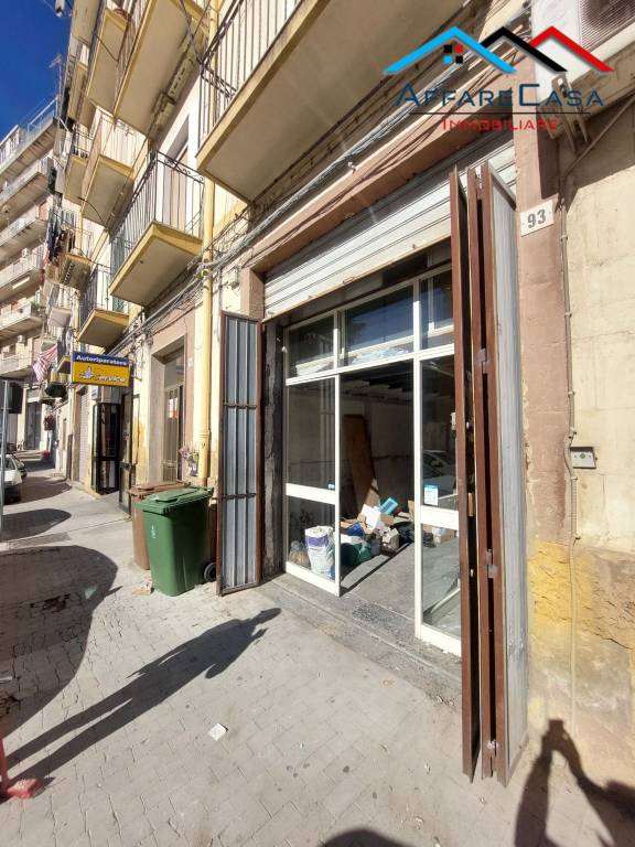 locale commerciale in affitto a Caltanissetta