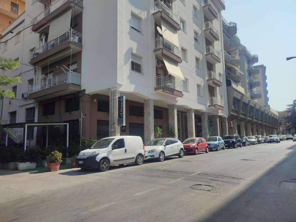 negozio in affitto a Caltanissetta in zona Centro Storico