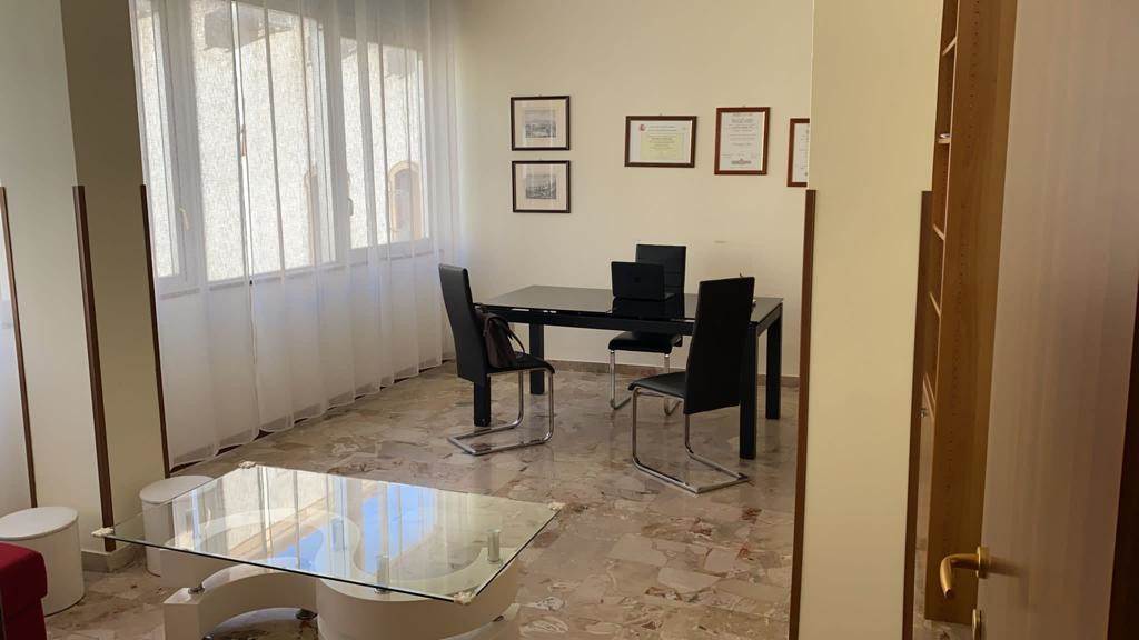 ufficio in affitto a Caltanissetta
