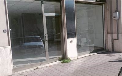locale commerciale in affitto a Caltanissetta