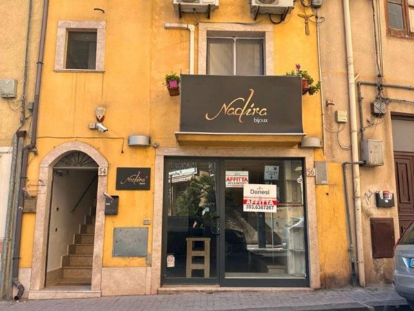 negozio in affitto a Caltanissetta