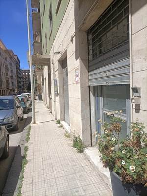 locale commerciale in affitto a Caltanissetta in zona Centro Storico