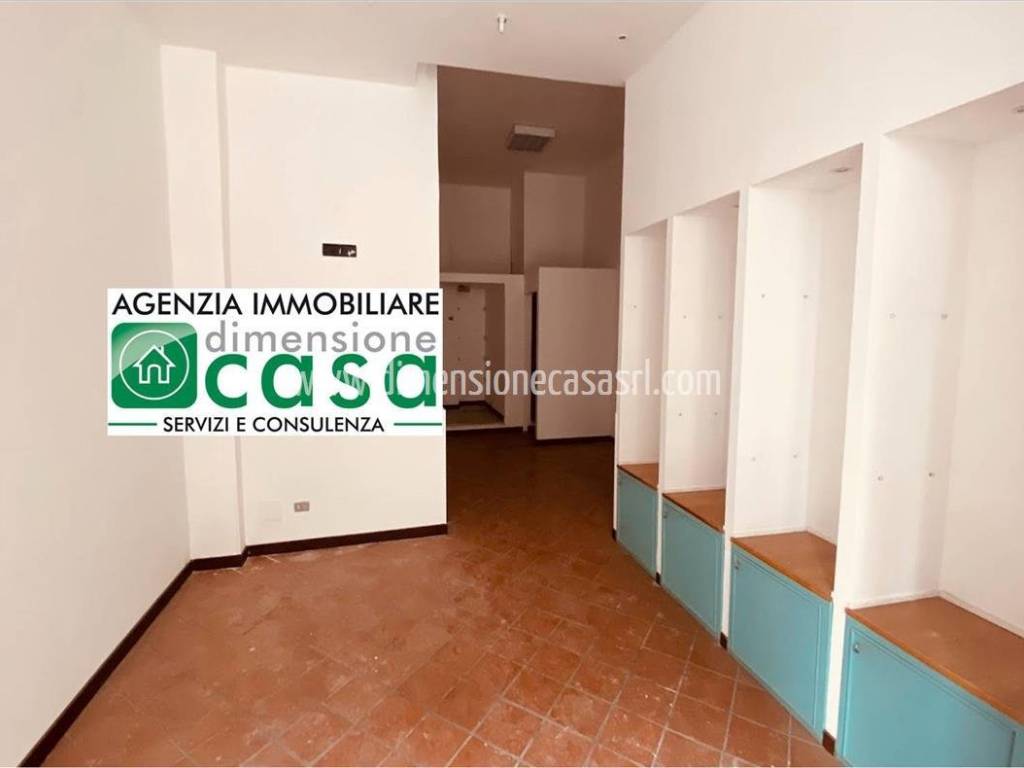 negozio in affitto a Caltanissetta