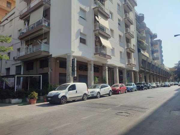 locale commerciale in affitto a Caltanissetta in zona Centro Storico