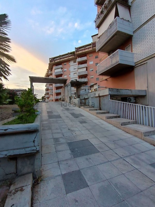 ufficio in affitto a Caltanissetta in zona Palmitelli