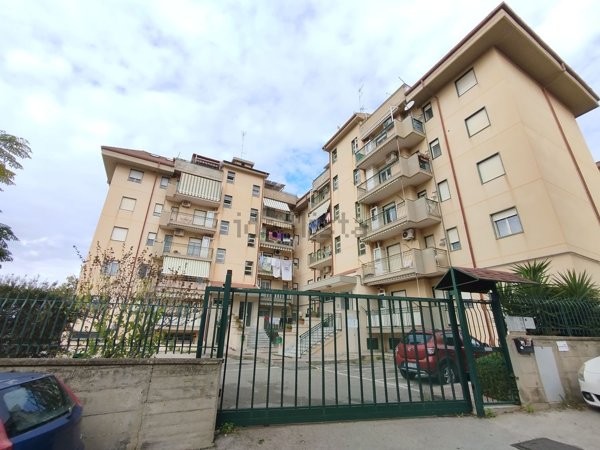 appartamento in affitto a Caltanissetta in zona Balate / Pinzelli