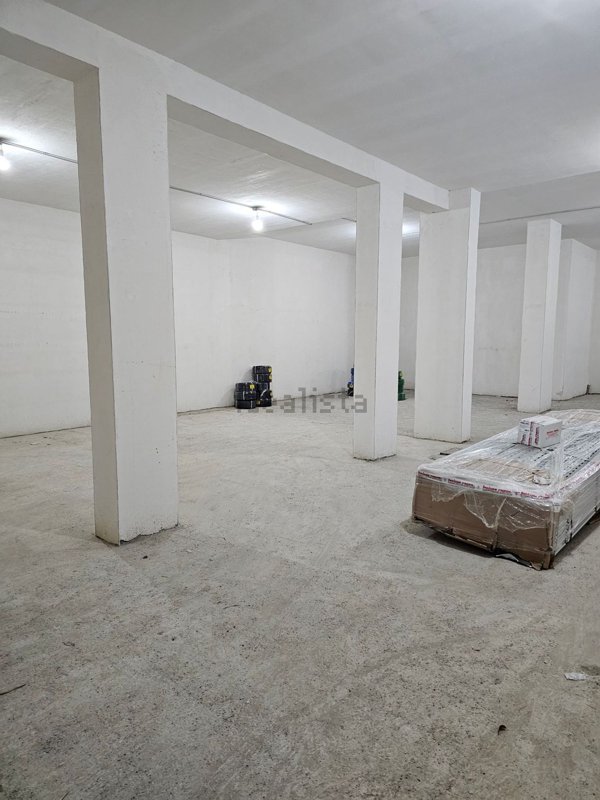 locale di sgombero in affitto a Caltanissetta in zona Balate / Pinzelli