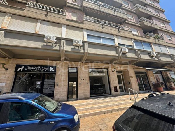 negozio in affitto a Caltanissetta