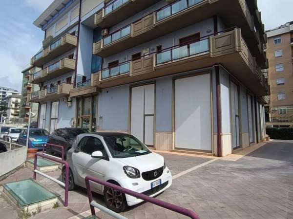 ufficio in affitto a Caltanissetta