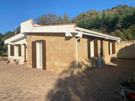 casa indipendente in affitto a Caltanissetta in zona Villaggio Santa Barbara