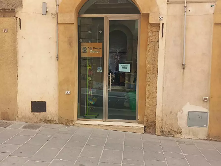locale commerciale in affitto a Caltanissetta in zona Centro Storico