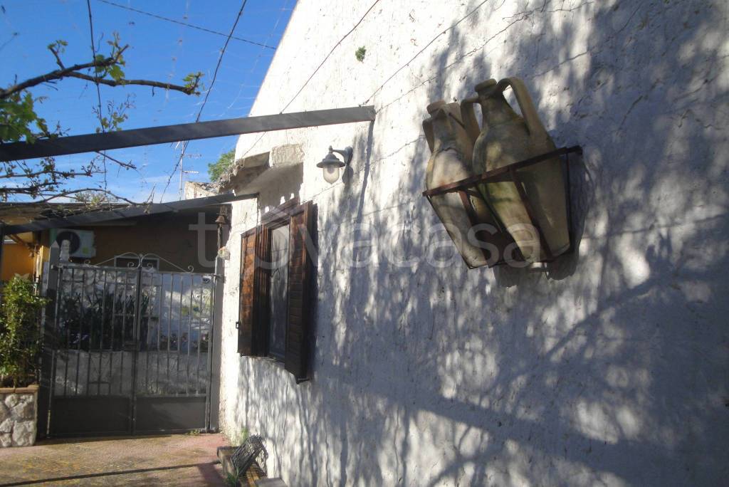 appartamento in affitto a Caltanissetta in zona Borgo Canicassè Casale