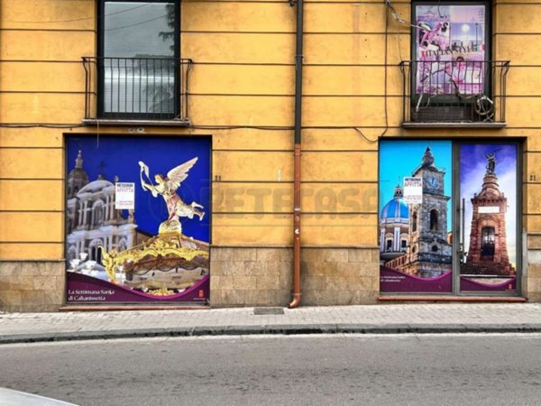 locale commerciale in affitto a Caltanissetta in zona Centro Storico
