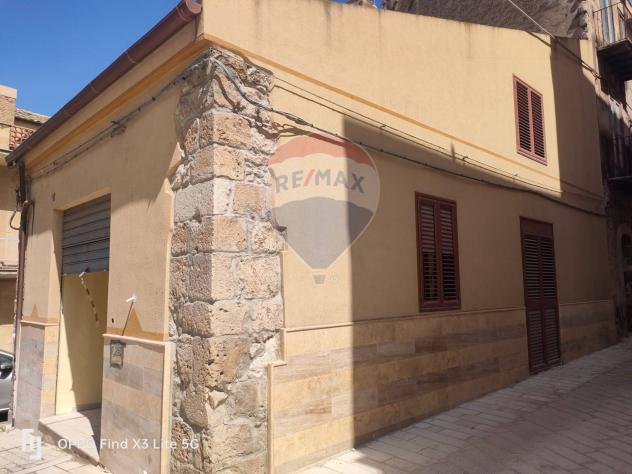 locale commerciale in affitto a Gela