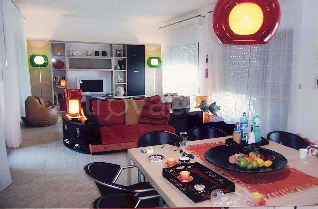 appartamento in affitto a Gela in zona Manfria