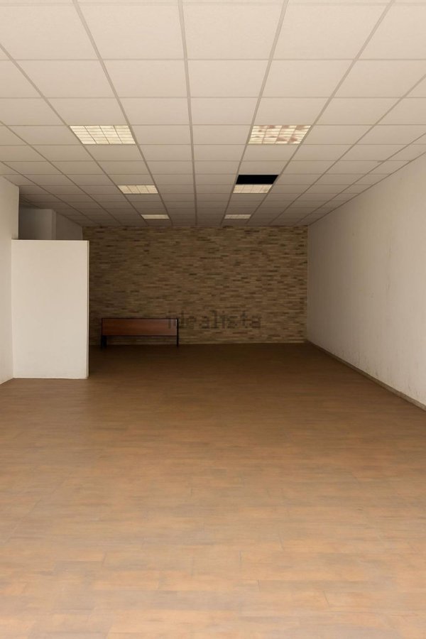 locale commerciale in affitto a Gela