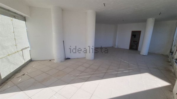 locale commerciale in affitto a San Cataldo