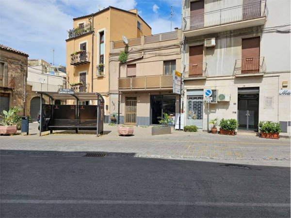 negozio in affitto ad Enna in zona Enna Alta