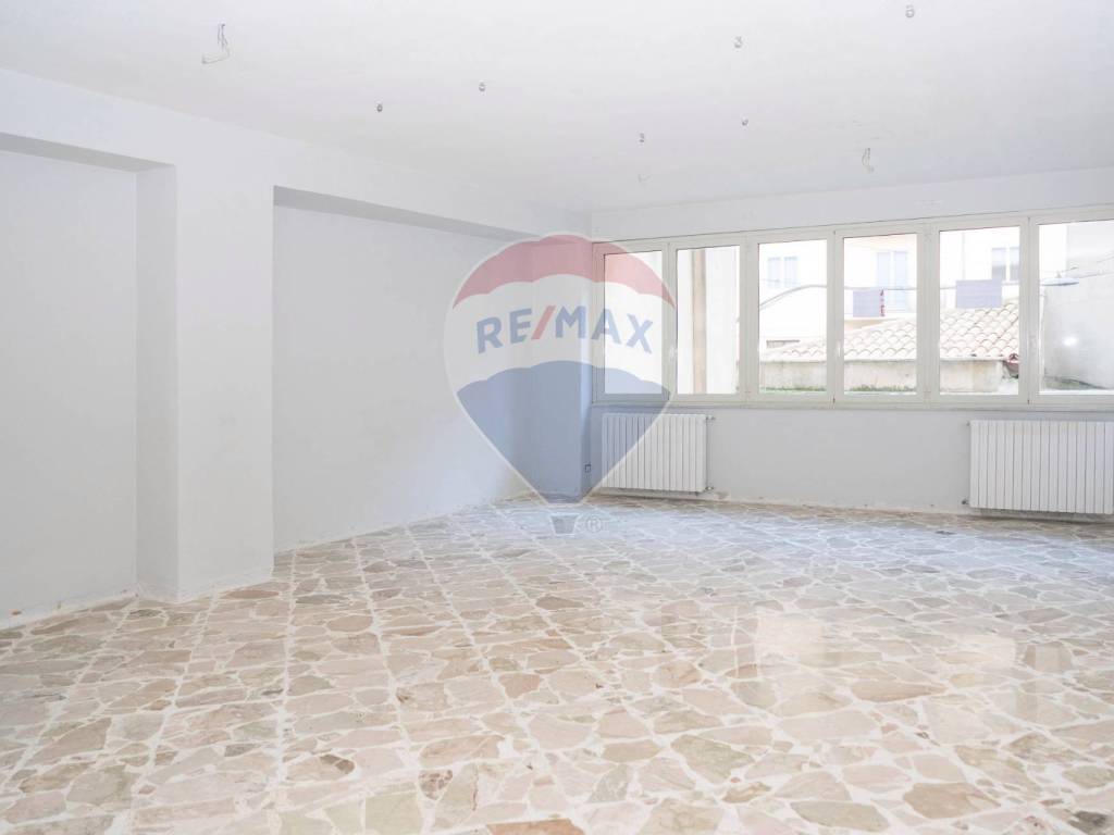 negozio in affitto ad Enna in zona Enna Alta