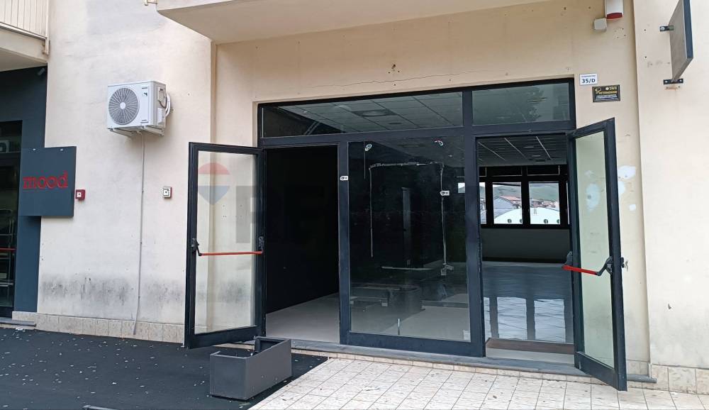 negozio in affitto ad Enna in zona Sant'Anna / Enna Bassa