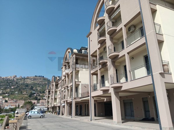 locale commerciale in affitto ad Enna in zona Sant'Anna / Enna Bassa