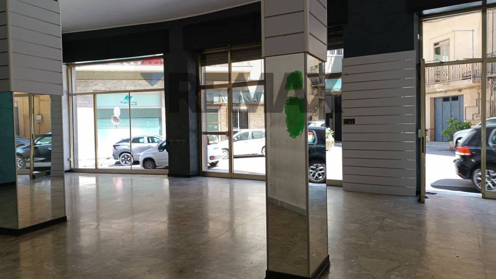 negozio in affitto ad Enna in zona Enna Alta