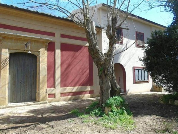 casa indipendente in affitto a Piazza Armerina in zona Santa Croce