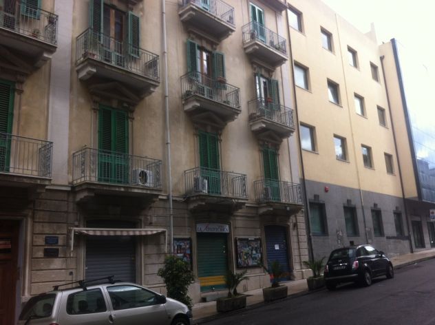 ufficio in affitto ad Aci Castello in zona Cannizzaro