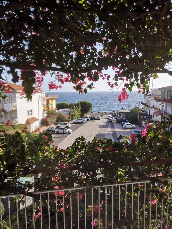 appartamento in affitto ad Aci Castello in zona Cannizzaro