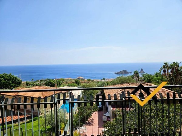 appartamento in affitto ad Aci Castello in zona Aci Trezza