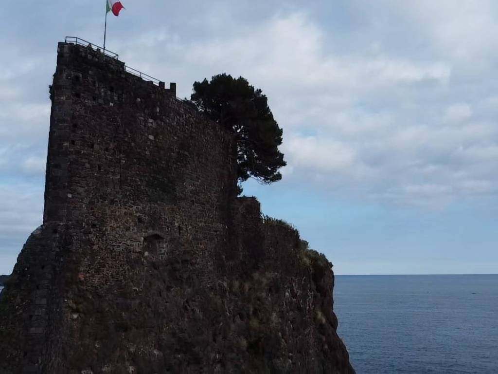 villa in affitto ad Aci Castello