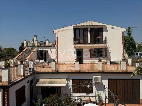 appartamento in affitto ad Aci Castello
