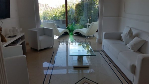 appartamento in affitto ad Aci Castello