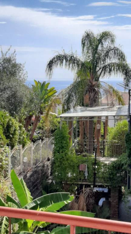 appartamento in affitto ad Aci Castello